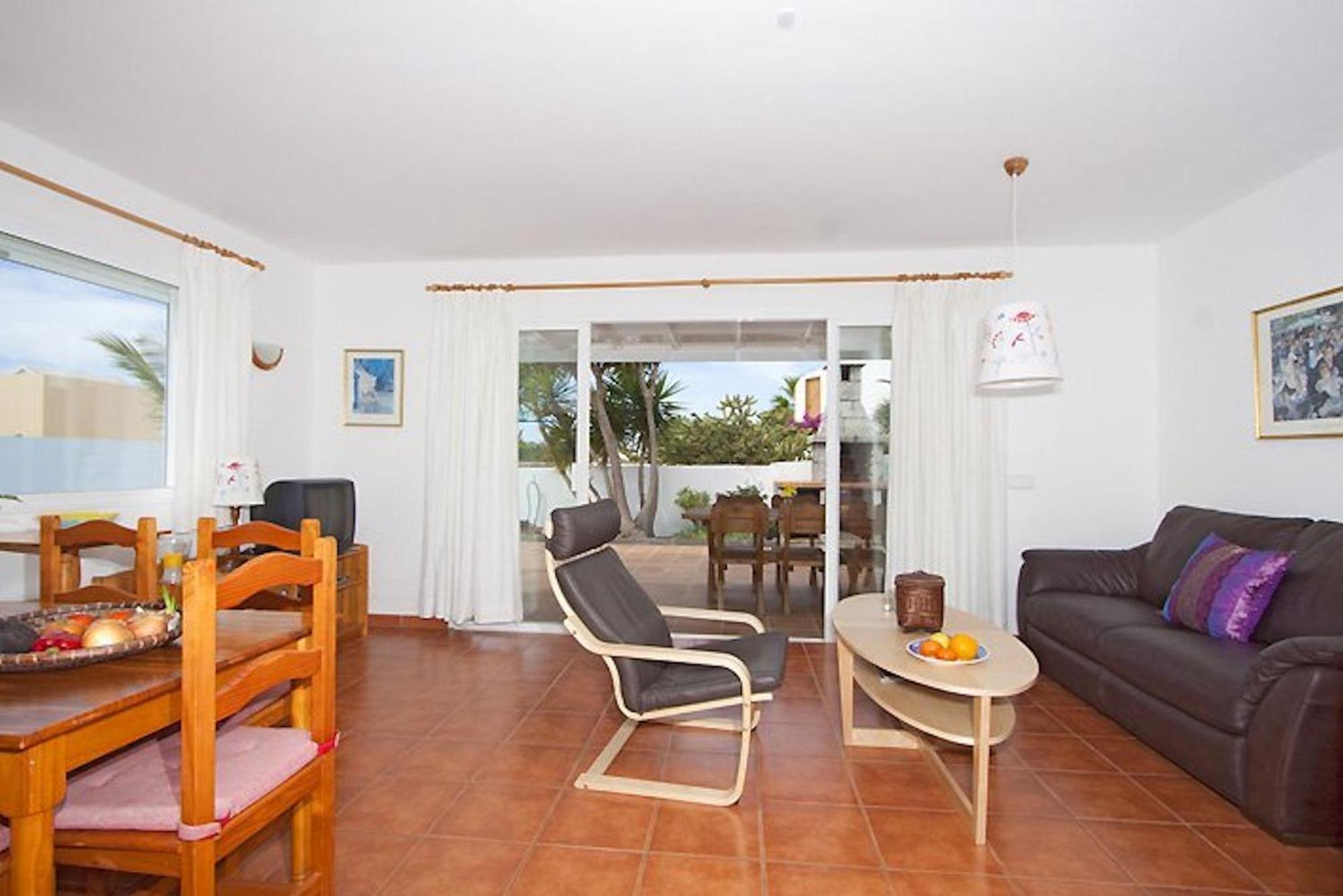 Lovely Los Mojones Villa Casa Jasmine Heated Pool Short Walk To Beach Puerto Del Carmen Puerto del Carmen  Luaran gambar