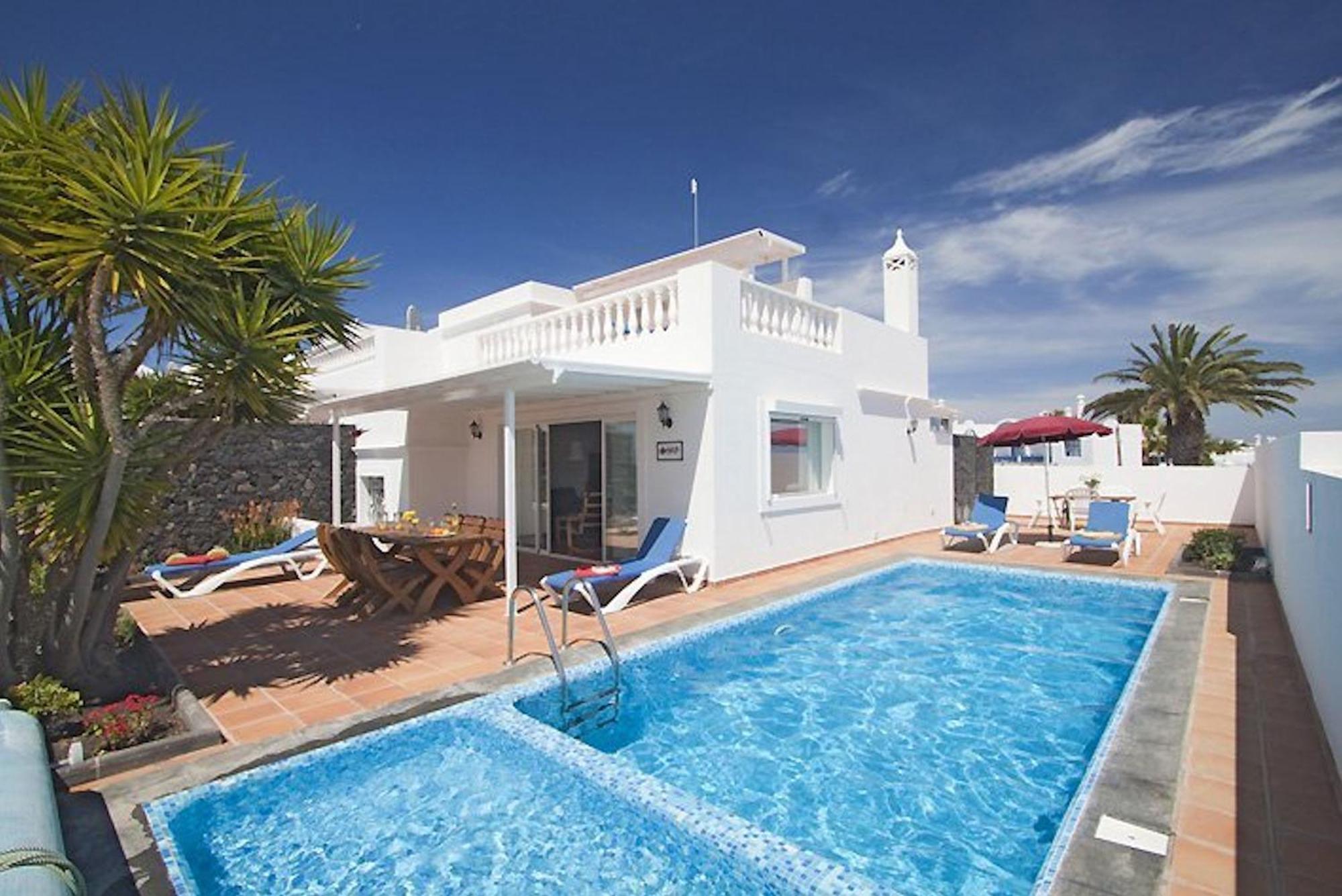 Lovely Los Mojones Villa Casa Jasmine Heated Pool Short Walk To Beach Puerto Del Carmen Puerto del Carmen  Luaran gambar